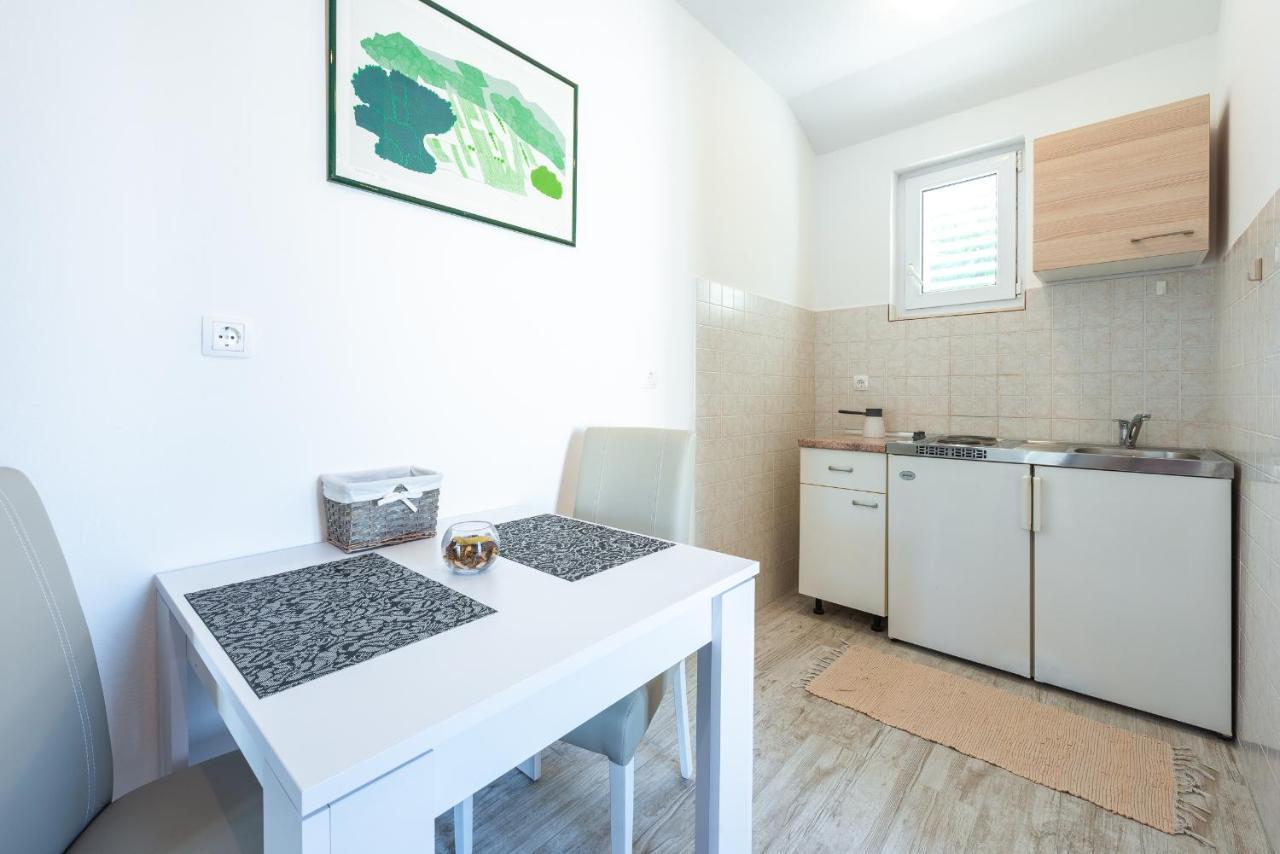 Apartments Radulj Goveđari Eksteriør bilde